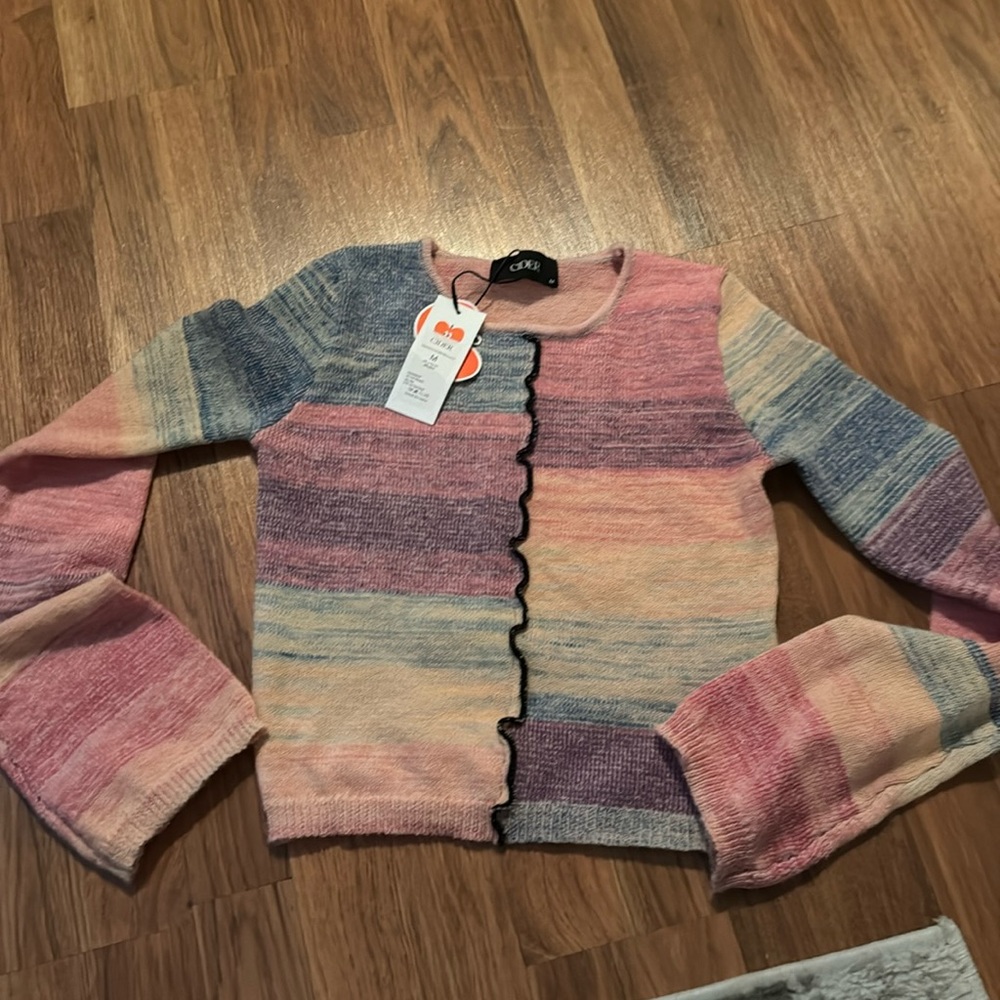 Cider crop sweater size medium
